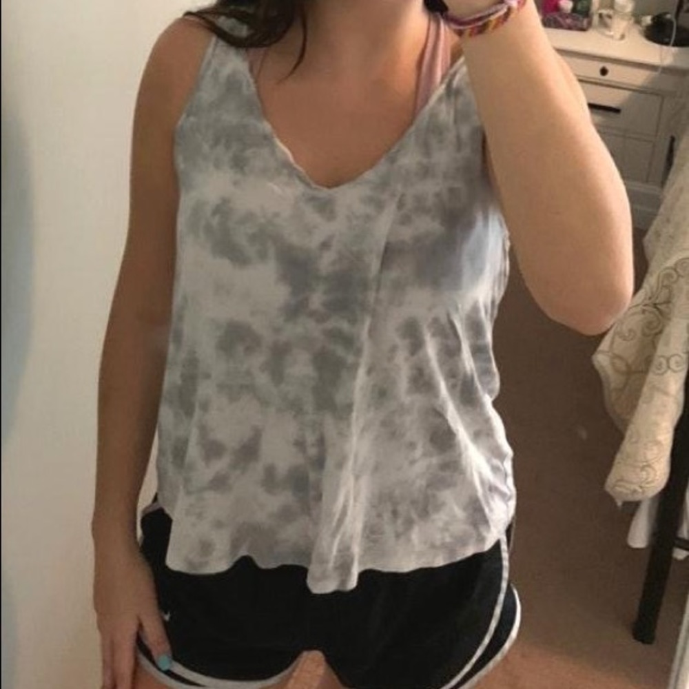 Tank - Picture 2 of 3